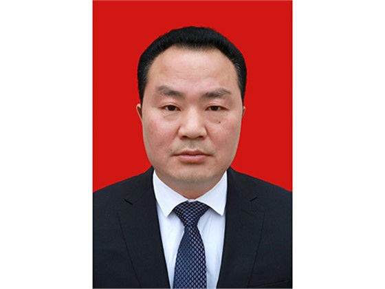 謝向前 支部書(shū)記